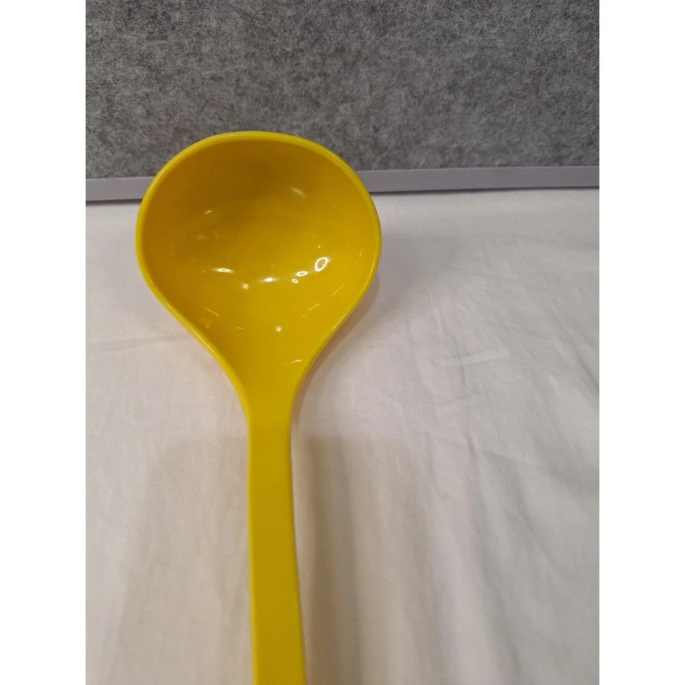 Lustro-Ware vintage lustro